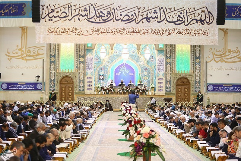 اجرای بیش از ۱۱۰ عنوان برنامه در حرم بانوی کرامت طی ماه رمضان