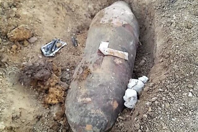 انفجار کنترلشده مهمات عملنکرده در بندرلنگه انفجار کنترلشده مهمات عملنکرده در بندرلنگه