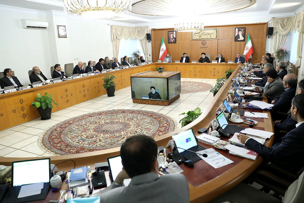 تاکید رئیسی بر تجدیدنظر در انتصاب مدیران پروازی و غیربومی