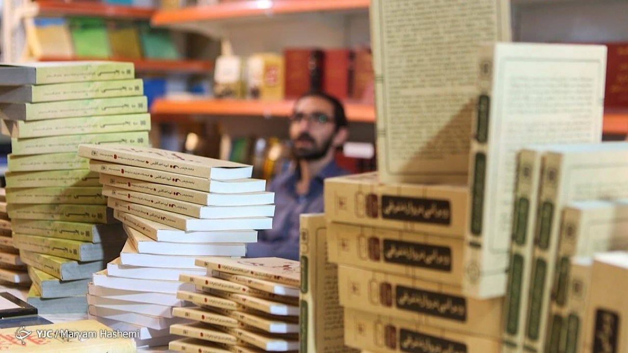 اتفاقی که برای اولینبار در نمایشگاه کتاب افتاد اتفاقی که برای اولینبار در نمایشگاه کتاب افتاد