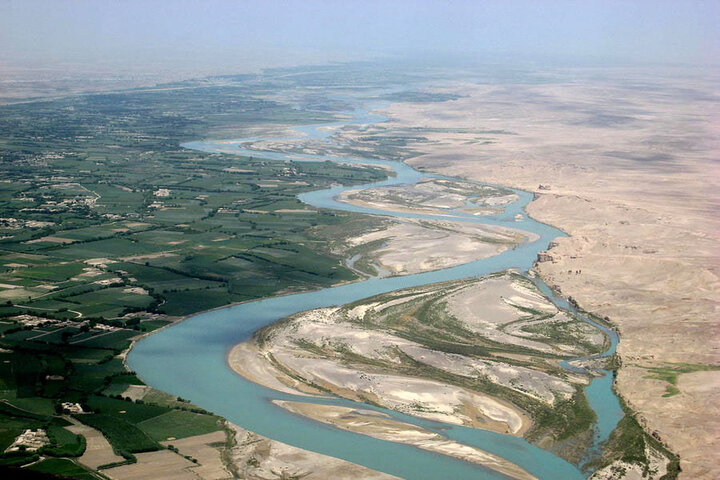 طالبان با وجود چند میلیون مهاجر افغان در ایران، آب را به روی ایران می‌بندد 