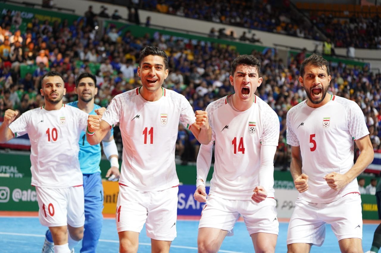 سلام شاگردان شمسایی به سیزدهمین قهرمانی/ایران تاج و تختش را پس گرفت سلام شاگردان شمسایی به سیزدهمین قهرمانی/ایران تاج و تختش را پس گرفت