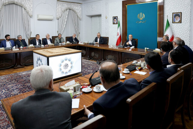 واکنش پزشکیان به هزینه ۲۰۰ میلیونی تحصیل دانش آموزان در تهران