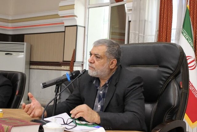 مقام معظم رهبری، میدان رزم، سیاست و اجرا را بهصورت کامل هدایت میکنند مقام معظم رهبری، میدان رزم، سیاست و اجرا را بهصورت کامل هدایت میکنند