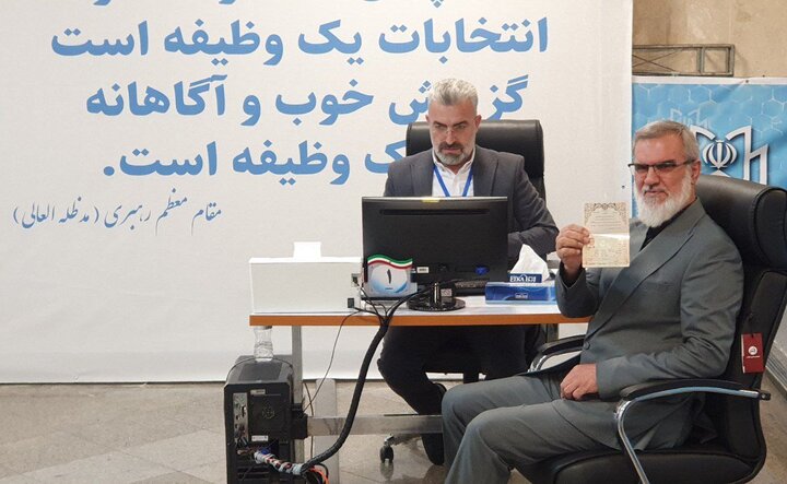 رویانیان هم از کاندیداتوری انصراف داد رویانیان هم از کاندیداتوری انصراف داد
