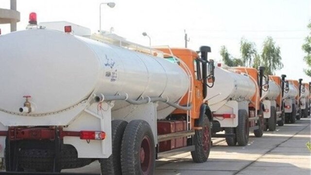 آبرسانی سیار به ۱۱ هزار مشترک در پی حمله اسرائیل به خط لوله آب 