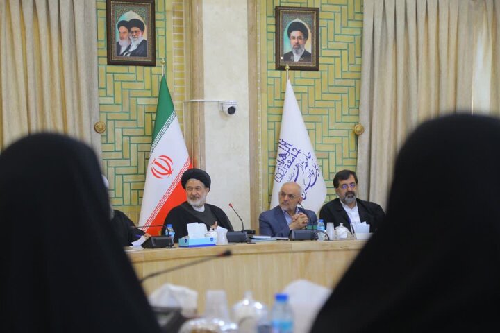 بازدید رئیس دفتر رئیسجمهور از جامعةالزهرا (س) قم بازدید رئیس دفتر رئیسجمهور از جامعةالزهرا (س) قم