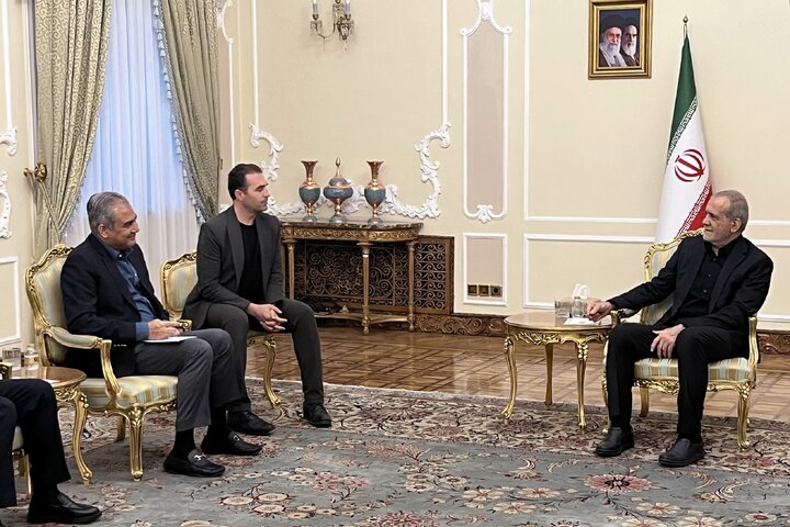 قدردانی پزشکیان از نقش سازنده اسلامآباد در پایان جنگ ایران و آمریکا قدردانی پزشکیان از نقش سازنده اسلامآباد در پایان جنگ ایران و آمریکا