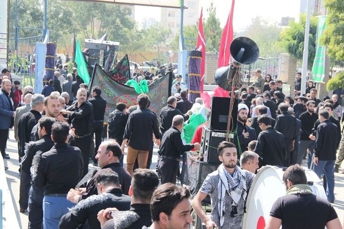 یک مداح بازداشت شد