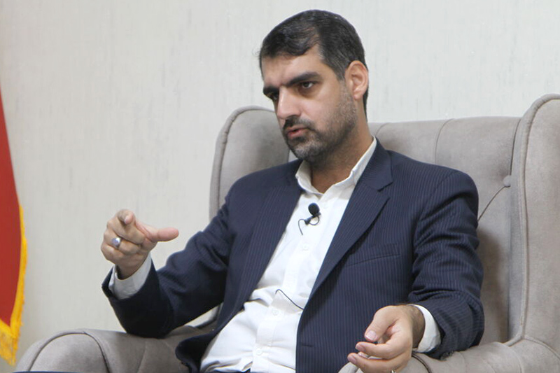 نماینده قم خطاب به وزیر کار: رئیس شستا را از کدام قوطی کبریت پیدا کرده‌اید؟ 