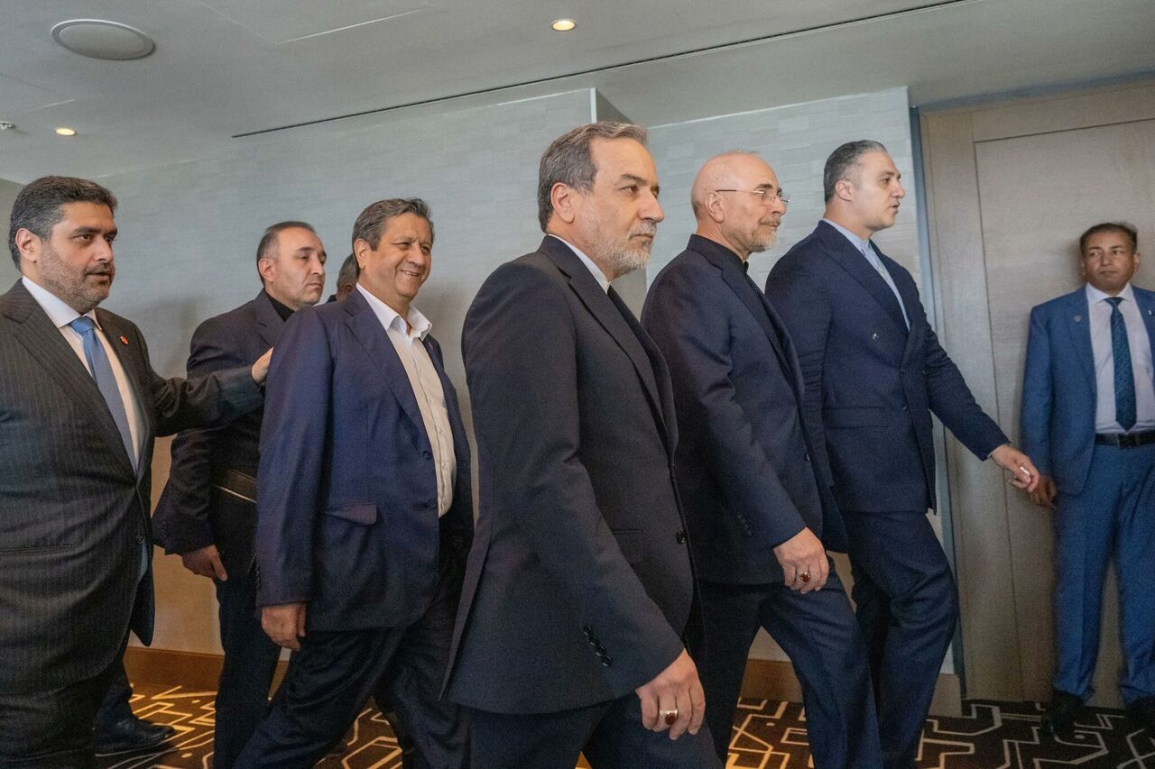 قالیباف: به سوئیس نمیرفتیم،خون بیشتری ازمسلمانان لبنان ریخته میشد قالیباف: به سوئیس نمیرفتیم،خون بیشتری ازمسلمانان لبنان ریخته میشد