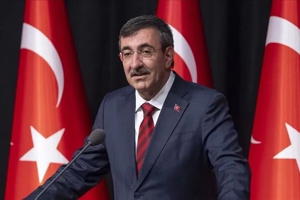 حضور معاون رئیسجمهور ترکیه در مراسم تشییع پیکر رهبر شهید حضور معاون رئیسجمهور ترکیه در مراسم تشییع پیکر رهبر شهید