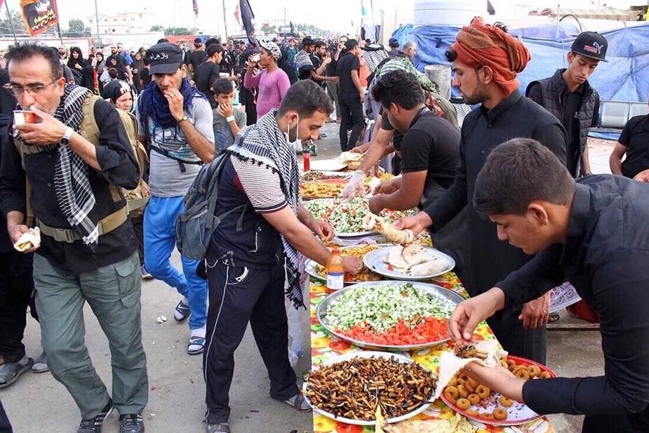  فعالیت ۱۳۰ موکب قمی در اربعین