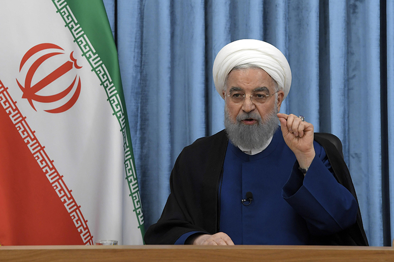 روحانی: هنوز دعوا می‌کنیم که اف‌ای‌تی‌اف باشد یا نباشد/باید به نظام کمک کنیم