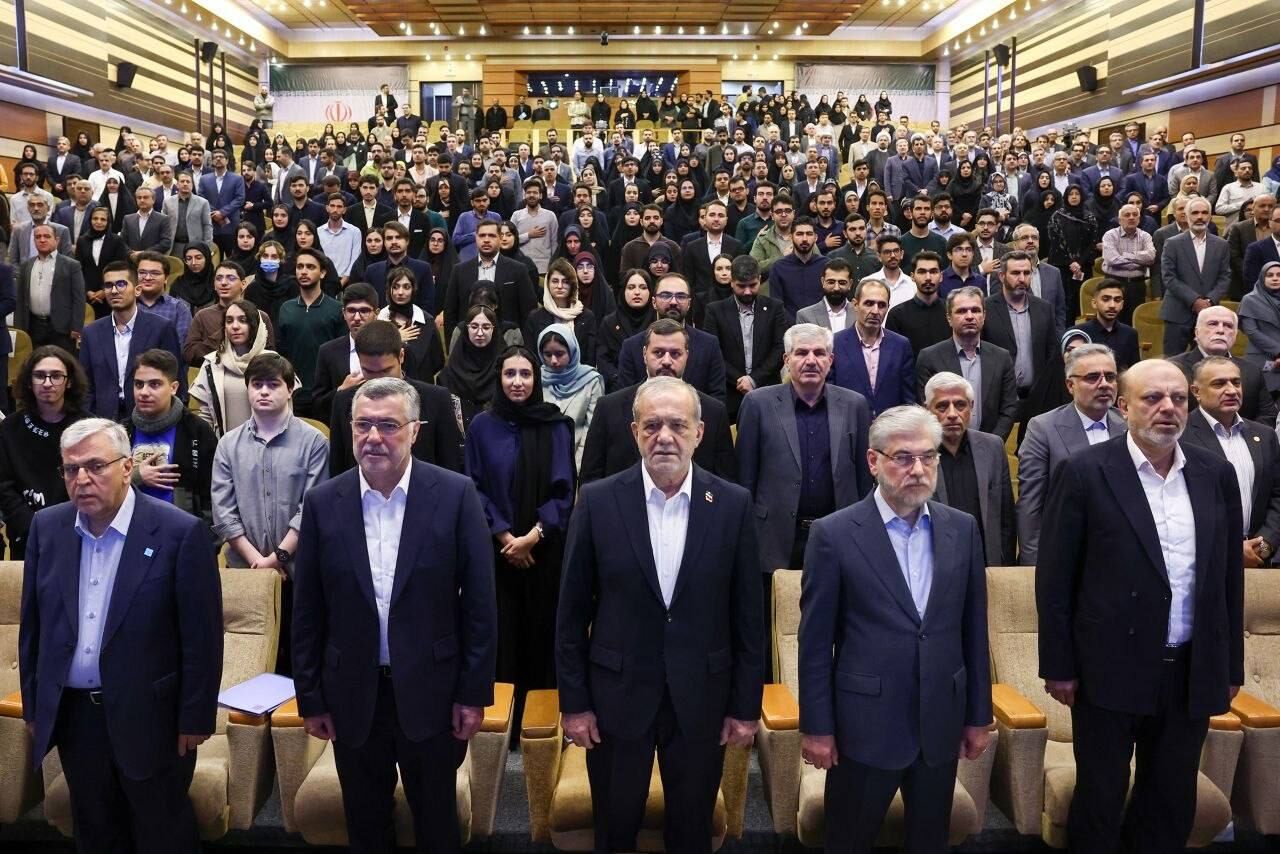 حضور رئیسجمهور در مراسم آغاز سال جدید تحصیلی دانشگاهها