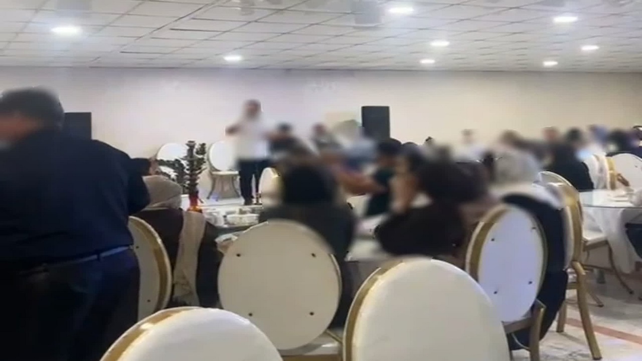 پلمب یک سالن غذاخوری متخلف در جاده لنگرود قم