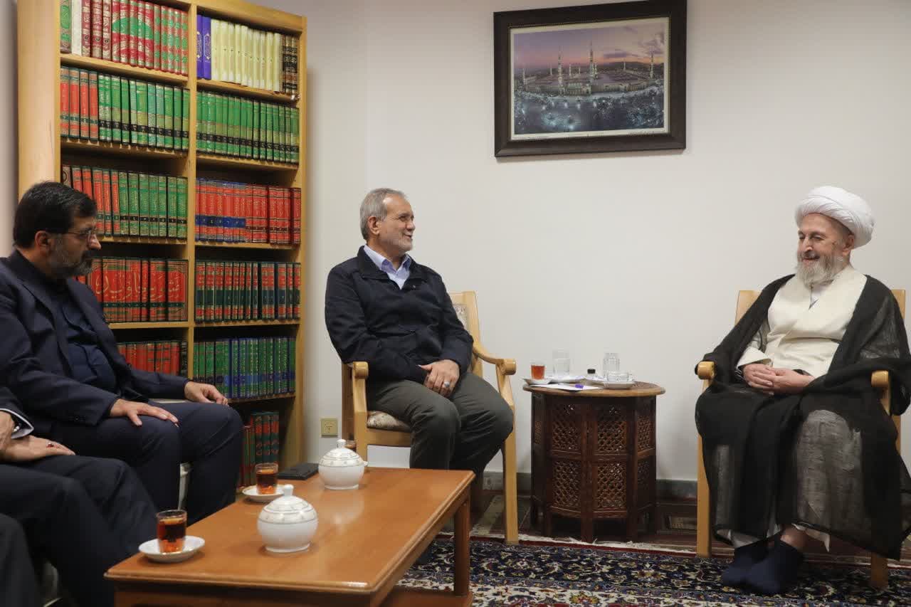 آیت‌الله سبحانی: شعار وفاق رئیس‌جمهور، یک امر اساسی است
