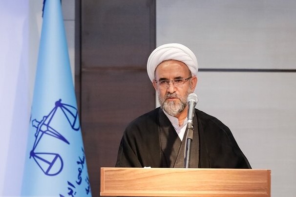 طرح دو شکایت از لایحه حجاب/رئیس سازمان سنجش تبرئه شد