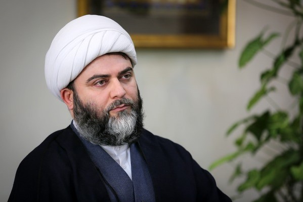 کنایه حجت‌الاسلام قمی به برخورد قضایی با پیرمرد بازار رشت