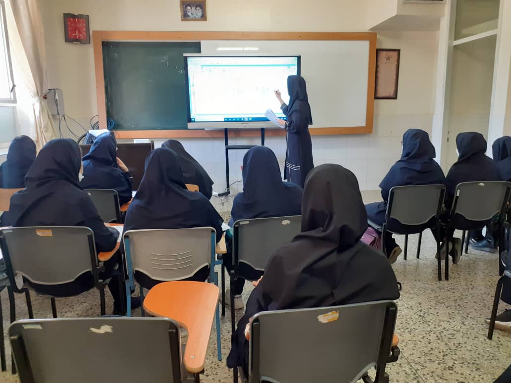 آموزش هوش مصنوعی به یک میلیون دانش‌آموز از اول اردیبهشت 