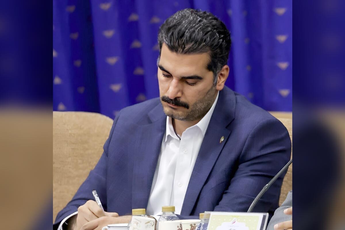 پای ایران وسط است، اتحاد را خدشهدار نکنیم پای ایران وسط است، اتحاد را خدشهدار نکنیم