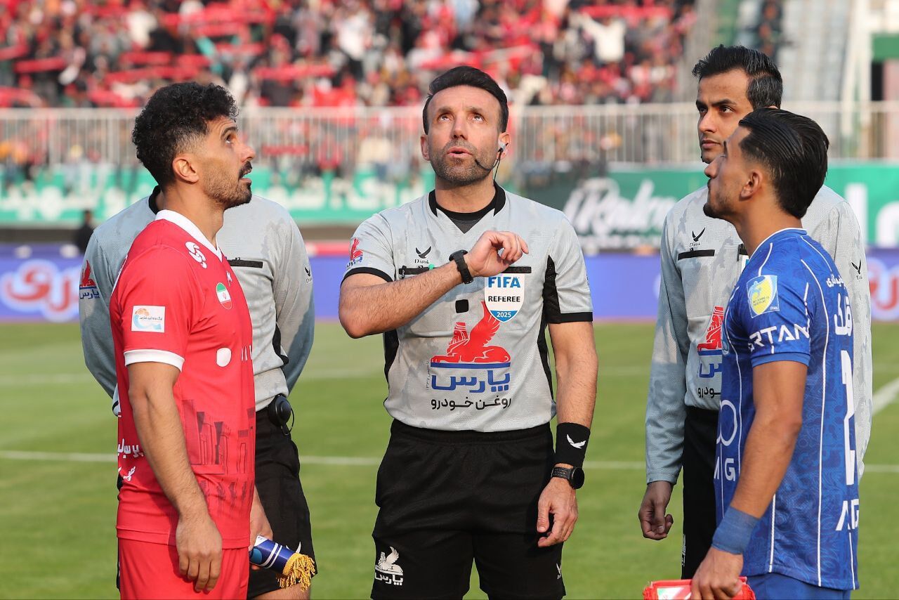 تساوی پرسپولیس و استقلال در داربی ۱۰۶/ هیاهو صد، گل صفر! تساوی پرسپولیس و استقلال در داربی ۱۰۶/ هیاهو صد، گل صفر!