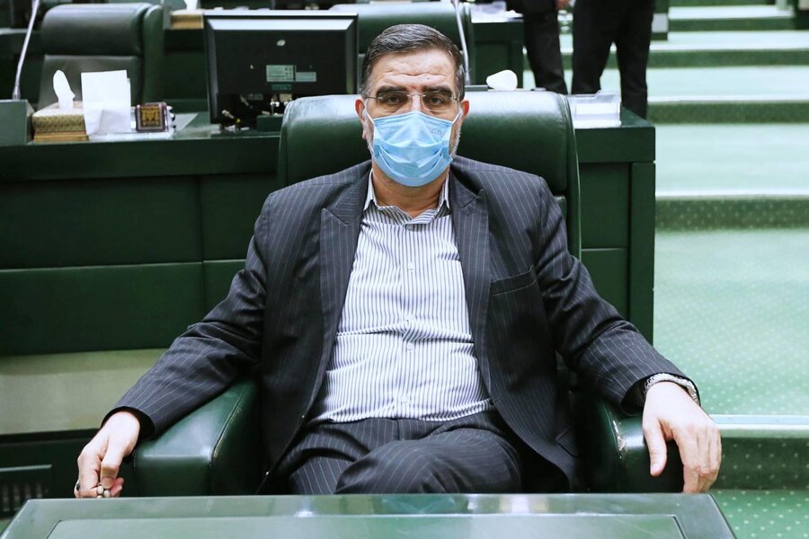 امیرآبادی و انصراف پر ابهام امیرآبادی و انصراف پر ابهام