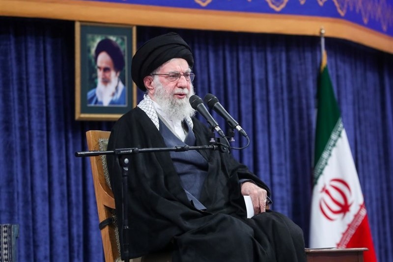 رهبر انقلاب:  با اغتشاشگر حرف زدن فایده‌ای ندارد
