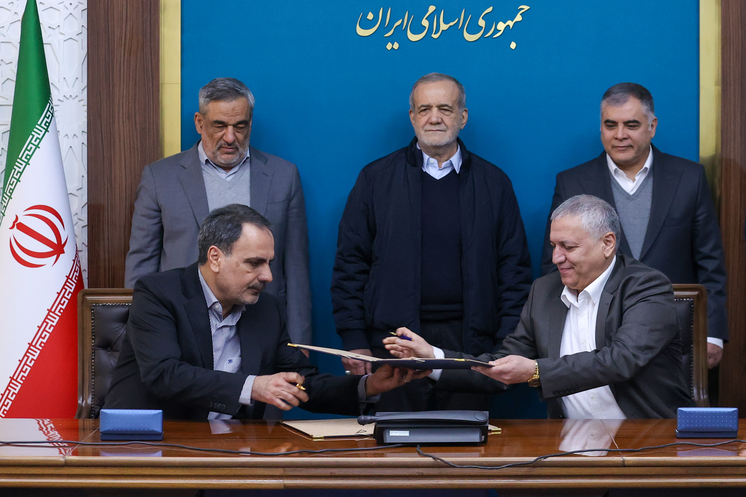 پزشکیان: رویکرد دولت حمایت از نقشآفرینی بخش خصوصی در توسعه کشور است پزشکیان: رویکرد دولت حمایت از نقشآفرینی بخش خصوصی در توسعه کشور است