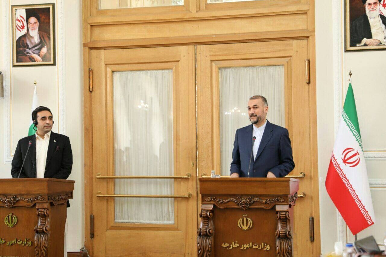 آمریکا پکیج سیاسی جدید ایران را پذیرفت/از مذاکره و دیپلماسی فرار نمی‌کنیم
