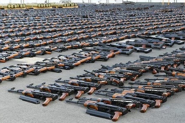 آمریکا ۴نفر را در رابطه با یک کشتی حامل سلاح بازداشت کرد 