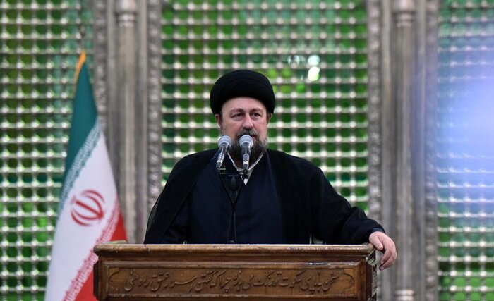 دلهایمان را به هم گره بزنیم، با مخالفانمان صحبت کنیم و اشتباهاتمان را بپذیریم دلهایمان را به هم گره بزنیم، با مخالفانمان صحبت کنیم و اشتباهاتمان را بپذیریم