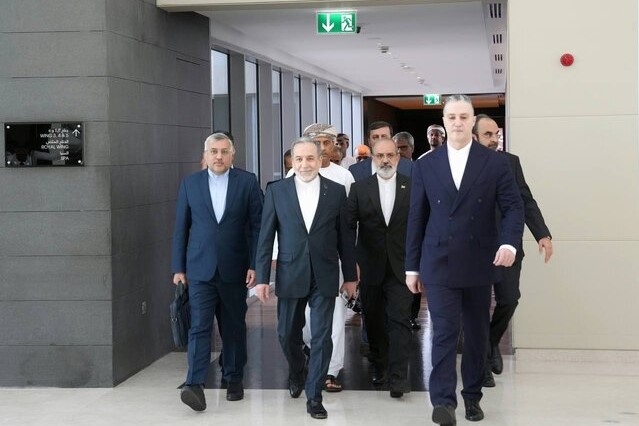 بازگشت هیات ایرانی از محل گفتوگوهای غیرمستقیم با آمریکا بازگشت هیات ایرانی از محل گفتوگوهای غیرمستقیم با آمریکا