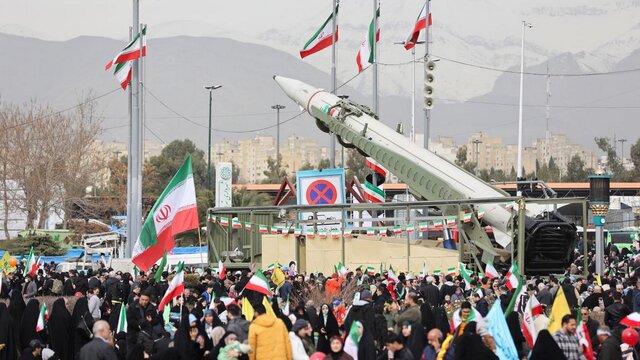 بازتاب حضور گسترده مردم در راهپیمایی ۲۲ بهمن در رسانههای عربی بازتاب حضور گسترده مردم در راهپیمایی ۲۲ بهمن در رسانههای عربی