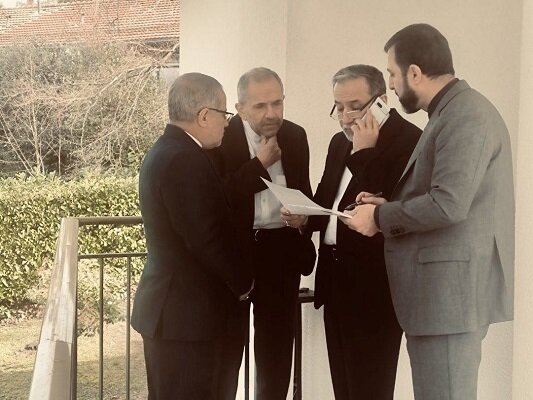 معاون عارف: ماموریت دیپلماتها دور کردن سایه جنگ و تحریمهاست معاون عارف: ماموریت دیپلماتها دور کردن سایه جنگ و تحریمهاست
