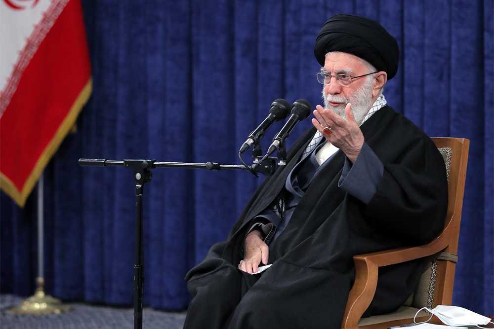پیشکسوتان دفاع مقدس فردا با رهبر انقلاب دیدار می‌کنند