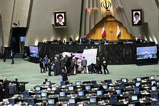 انتقاد گودرزوند از برخی دودستگی در مجلس