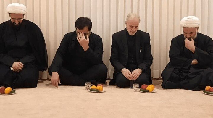 دیدار استاندار قم با خانواده شهید لاریجانی دیدار استاندار قم با خانواده شهید لاریجانی
