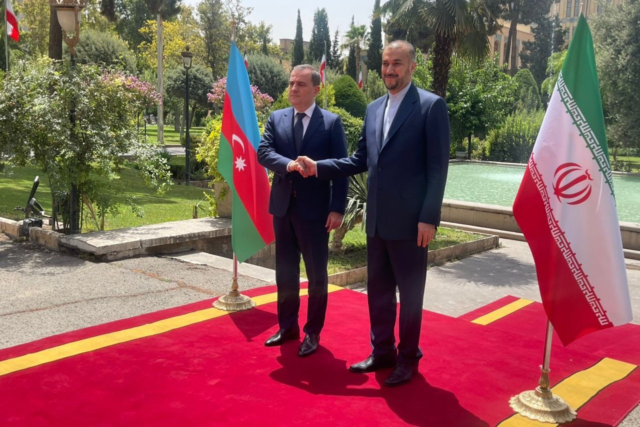 امیرعبداللهیان از وزیر خارجه آذربایجان استقبال کرد