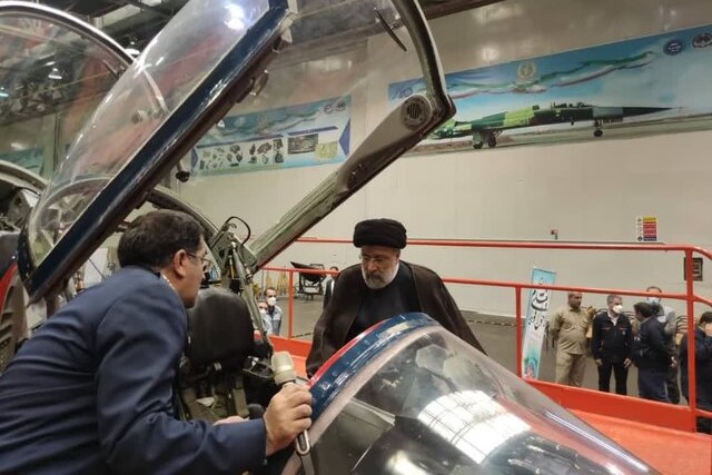 بازدید رئیسی از صنایع هواپیماسازی ایران (هسا)