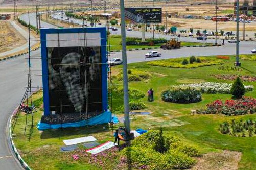 همزمان با روز قدس تندیس جدید امام راحل در قم رونمایی می‌شود