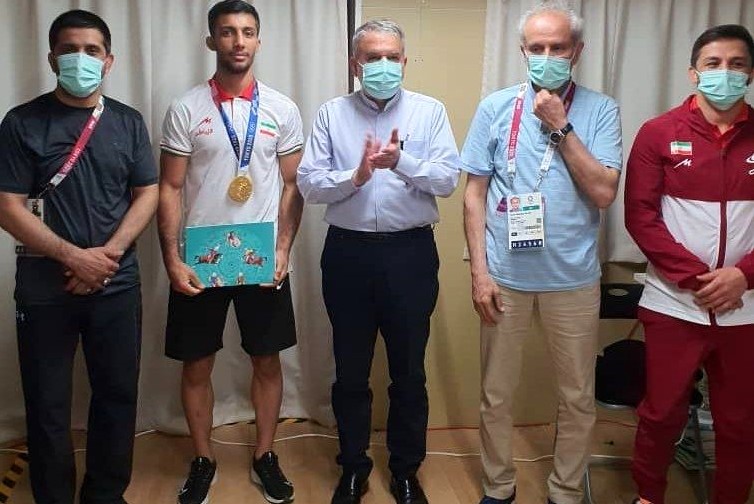 پاداش پای سکوی گرایی، داوودی و ساروی پرداخت شد