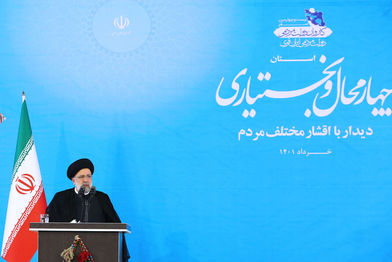 رییس جمهور: از مواضع خود عقب‌نشینی نمی‌کنیم