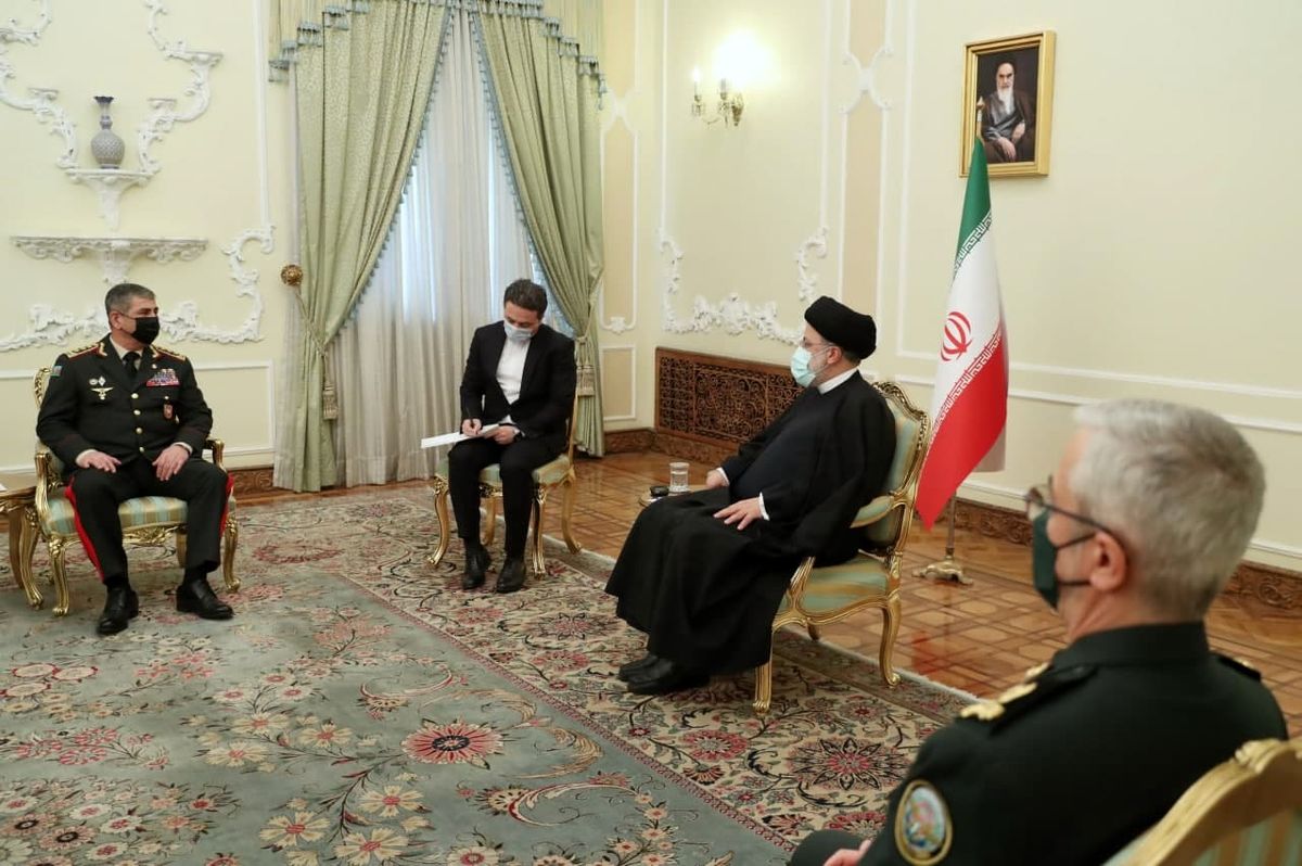توان فنی و مهندسی خود را در اختیار برادران آذربایجانی قرار می‌دهیم