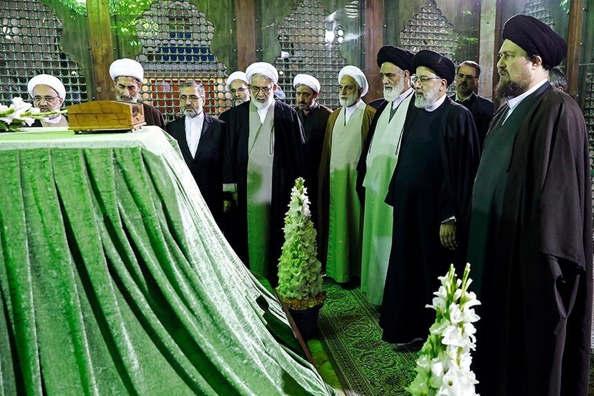 تجدید میثاق رئیس قوه قضائیه و مسئولان قضایی با آرمان‌های امام (ره)