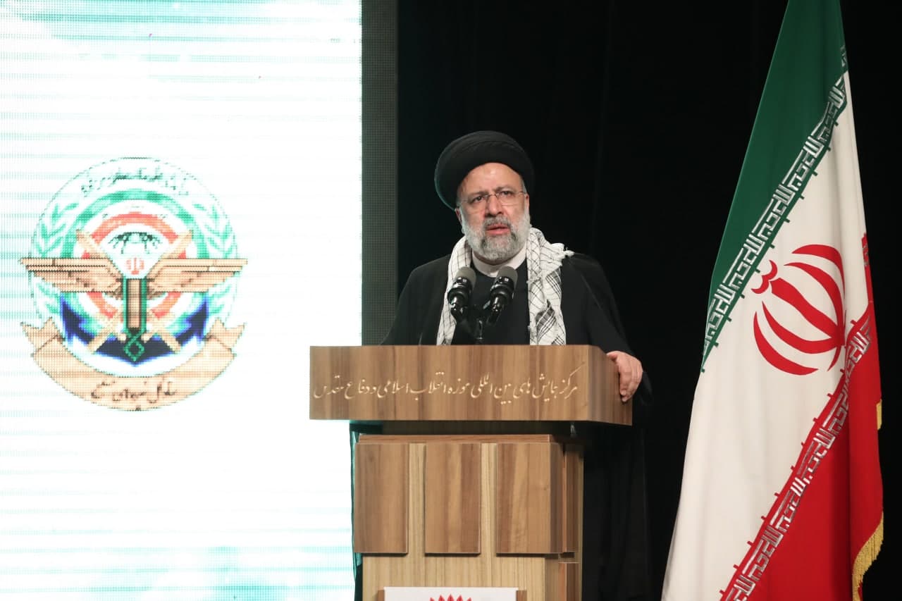 تجلیل از شهدای دفاع مقدس، مصون‌سازی نسل جوان است/ عاشورا امتداد دارد