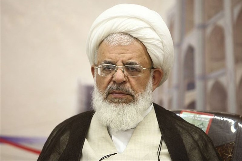 عذرخواهی امام جمعه یزد به دلیل عدم همراهی رییس جمهور
