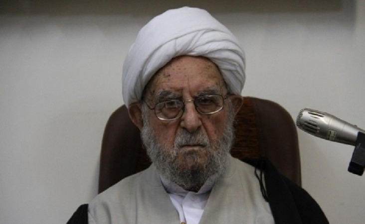 آیت الله امینی دچار کسالت شدند/رهبر انقلاب برای ایشان آرزوی سلامتی کردند