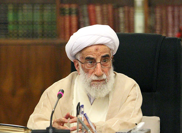 توئیت کدخدایی درباره حال آیت‌الله جنتی