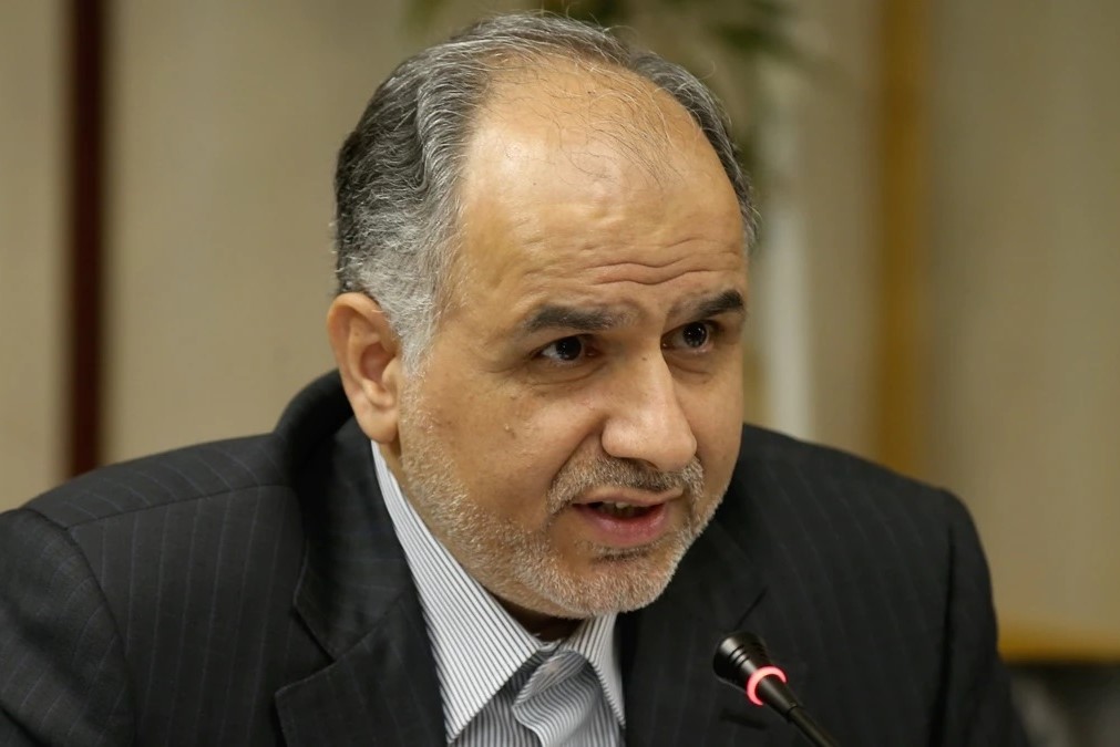 وزیر دادگستری: پرونده تخلف خودروسازها در جریان است